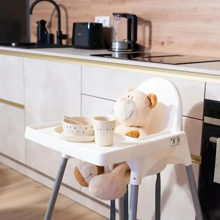 Lejlighed Premium-apartment Mit Balkon - Perfekt Fuer Familien, Gruppen Und Geschaeftsreisende - Zaya *