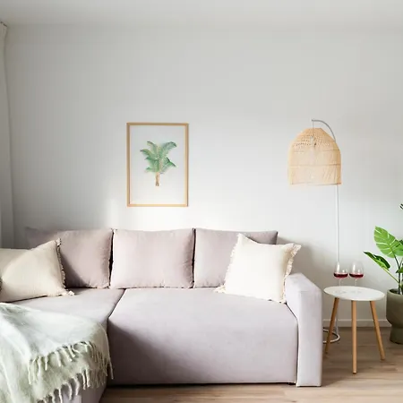 Premium-apartment Mit Balkon - Perfekt Fuer Familien, Gruppen Und Geschaeftsreisende - Zaya Lejlighed *